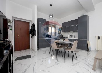 Sala da pranzo - Bilocale via reali
 
68, Paderno Dugnano - foto 19