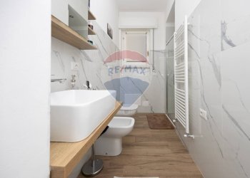 Bagno - Bilocale via reali
 
68, Paderno Dugnano - foto 34