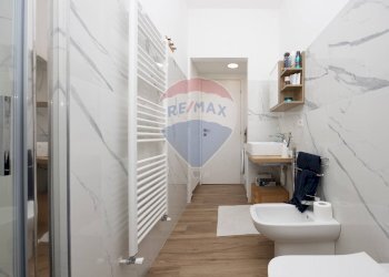 Bagno - Bilocale via reali
 
68, Paderno Dugnano - foto 39