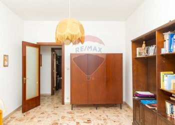 Camera / camera da letto - Appartamento via federico ciccaglione
 
10, Catania - foto 26