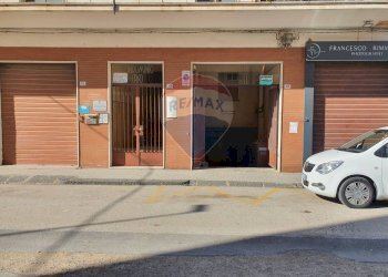 Edificio all\'aperto - Box Via San Domenico Savio
 
15, Caltagirone - foto 9