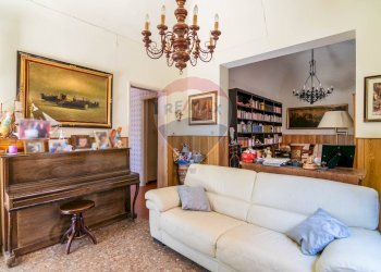 Soggiorno - Casa semi indipendente Via Firenze
 
11, Nicolosi - foto 4