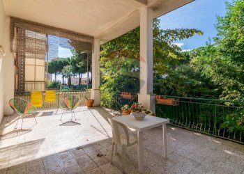 Terrazza - Casa semi indipendente Via Firenze
 
11, Nicolosi - foto 5