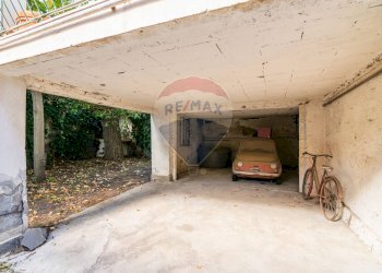 Parcheggio - Casa semi indipendente Via Firenze
 
11, Nicolosi - foto 8