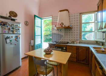 Cucina - Casa semi indipendente Via Firenze
 
11, Nicolosi - foto 10
