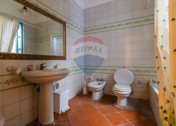 Bagno - Casa semi indipendente Via Firenze
 
11, Nicolosi - foto 11