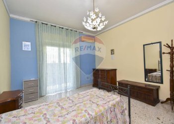 Camera / camera da letto - Three-room apartment Via Francesco Cilea
 
3, San Giovanni la Punta - photo 9