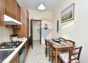 Cucina - Three-room apartment Via Francesco Cilea
 
3, San Giovanni la Punta - photo 18