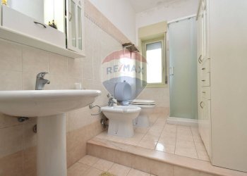 Bagno - Three-room apartment Via Francesco Cilea
 
3, San Giovanni la Punta - photo 20