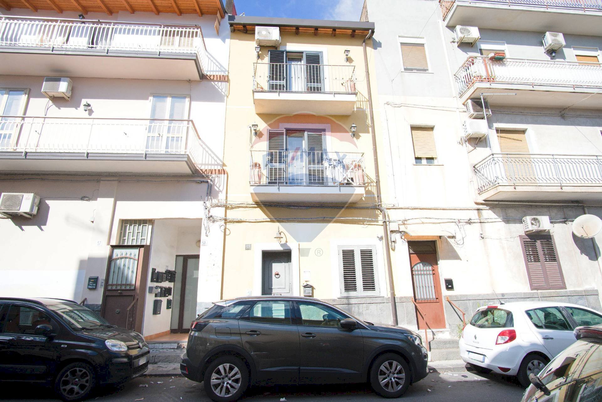 Edificio all\'aperto - Casa indipendente Via Villaglori
 
57, Catania - foto 2