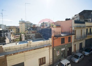 Edificio all\'aperto - Casa indipendente Via Villaglori
 
57, Catania - foto 34