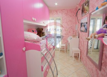 Camera / camera da letto - Casa indipendente Via Villaglori
 
57, Catania - foto 43