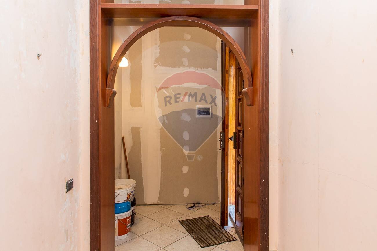 Hall / corridoio - Casa semi indipendente Via Sardegna
 
53, Misterbianco - foto 3