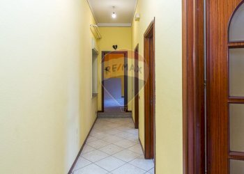 Hall / corridoio - Casa semi indipendente Via Sardegna
 
53, Misterbianco - foto 12