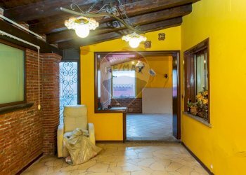 Hall / corridoio - Casa semi indipendente Via Sardegna
 
53, Misterbianco - foto 20