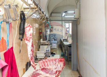Dispensa di stoccaggio - Attività Commerciale via giuseppe garibaldi
 
423, Misterbianco - foto 7