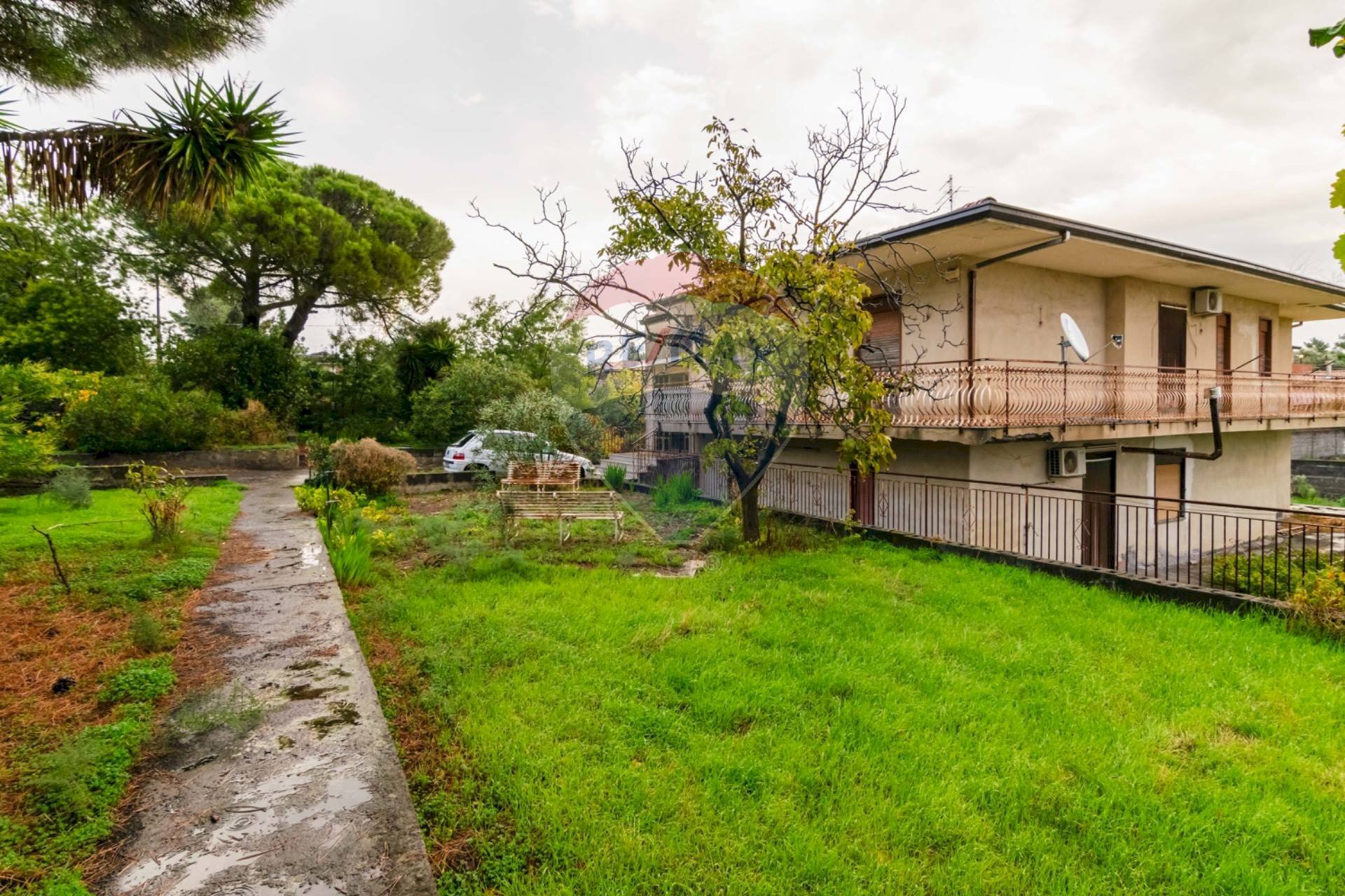 Giardino - Villa Via Bologna
 
17, Mascalucia - foto 2