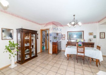 Sala da pranzo - Quadrilocale Via Giuseppe Antonio Borgese
 
24, Catania - foto 2