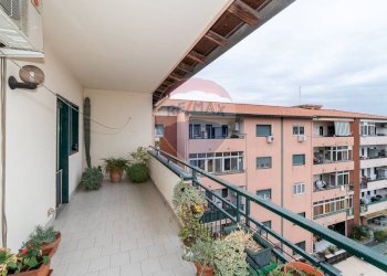 Balcone - Quadrilocale Via Giuseppe Antonio Borgese
 
24, Catania - foto 4