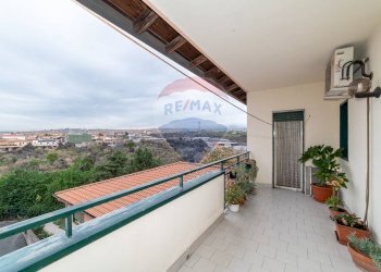 Balcone - Quadrilocale Via Giuseppe Antonio Borgese
 
24, Catania - foto 5