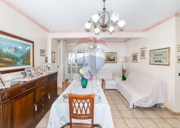 Soggiorno - Quadrilocale Via Giuseppe Antonio Borgese
 
24, Catania - foto 21