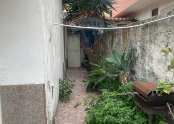 Giardino - Villa Contrada Agnone Bagni
 
snc, Augusta - foto 18