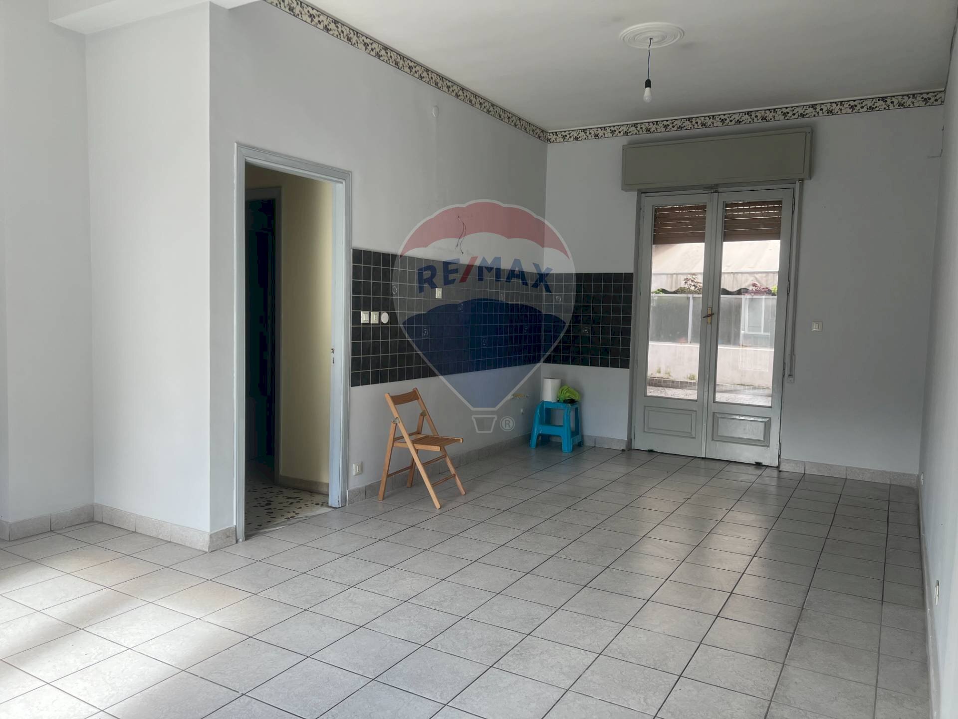 Stanza vuota - Appartamento Via Ugo Foscolo
 
4, Paterno - foto 2