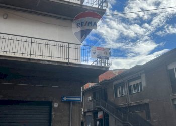 Edificio all\'aperto - Appartamento Via Ugo Foscolo
 
4, Paterno - foto 3