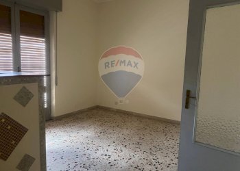 Stanza vuota - Appartamento Via Ugo Foscolo
 
4, Paterno - foto 5