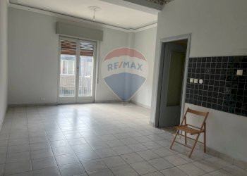 Stanza vuota - Appartamento Via Ugo Foscolo
 
4, Paterno - foto 1