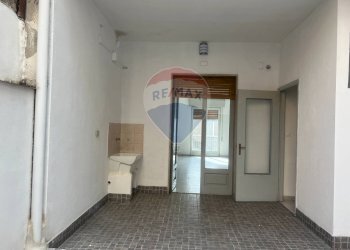 Stanza vuota - Appartamento Via Ugo Foscolo
 
4, Paterno - foto 10