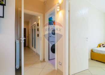 Hall / corridoio - Three-room apartment Via Sottotenente Lombardo
 
13, San Pietro Clarenza - photo 12