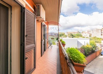 Balcone - Three-room apartment Via Sottotenente Lombardo
 
13, San Pietro Clarenza - photo 28
