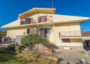 Casa all\'aperto - Casa semi indipendente Via delle Petunie
 
6, Rocca Priora - foto 13