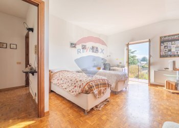 Camera / camera da letto - Casa semi indipendente Via delle Petunie
 
6, Rocca Priora - foto 34