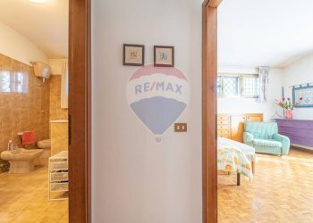 Hall / corridoio - Casa semi indipendente Via delle Petunie
 
6, Rocca Priora - foto 41