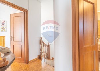 Hall / corridoio - Casa semi indipendente Via delle Petunie
 
6, Rocca Priora - foto 47