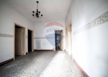 Stanza vuota - Villa VIA DELLE MONACHE
 
55, Bibbiena - foto 11