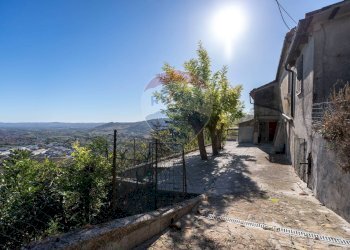 Edificio all\'aperto - Semi-detached house Via Piagge
 
27, Castelplanio - photo 1