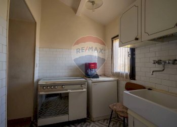 Cucina - Semi-detached house Via Piagge
 
27, Castelplanio - photo 10