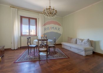 Sala da pranzo - Quadrilocale Via Umbria
 
3, Cupramontana - foto 1