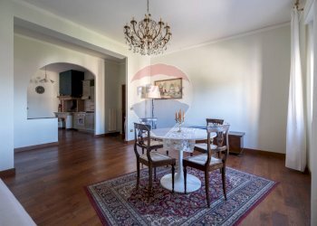 Sala da pranzo - Quadrilocale Via Umbria
 
3, Cupramontana - foto 3