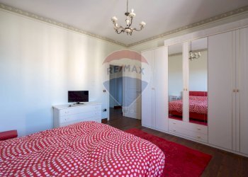 Camera / camera da letto - Quadrilocale Via Umbria
 
3, Cupramontana - foto 15