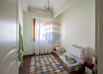 Camera / camera da letto - Quadrilocale Via Umbria
 
3, Cupramontana - foto 17