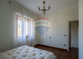 Camera / camera da letto - Quadrilocale Via Umbria
 
3, Cupramontana - foto 20