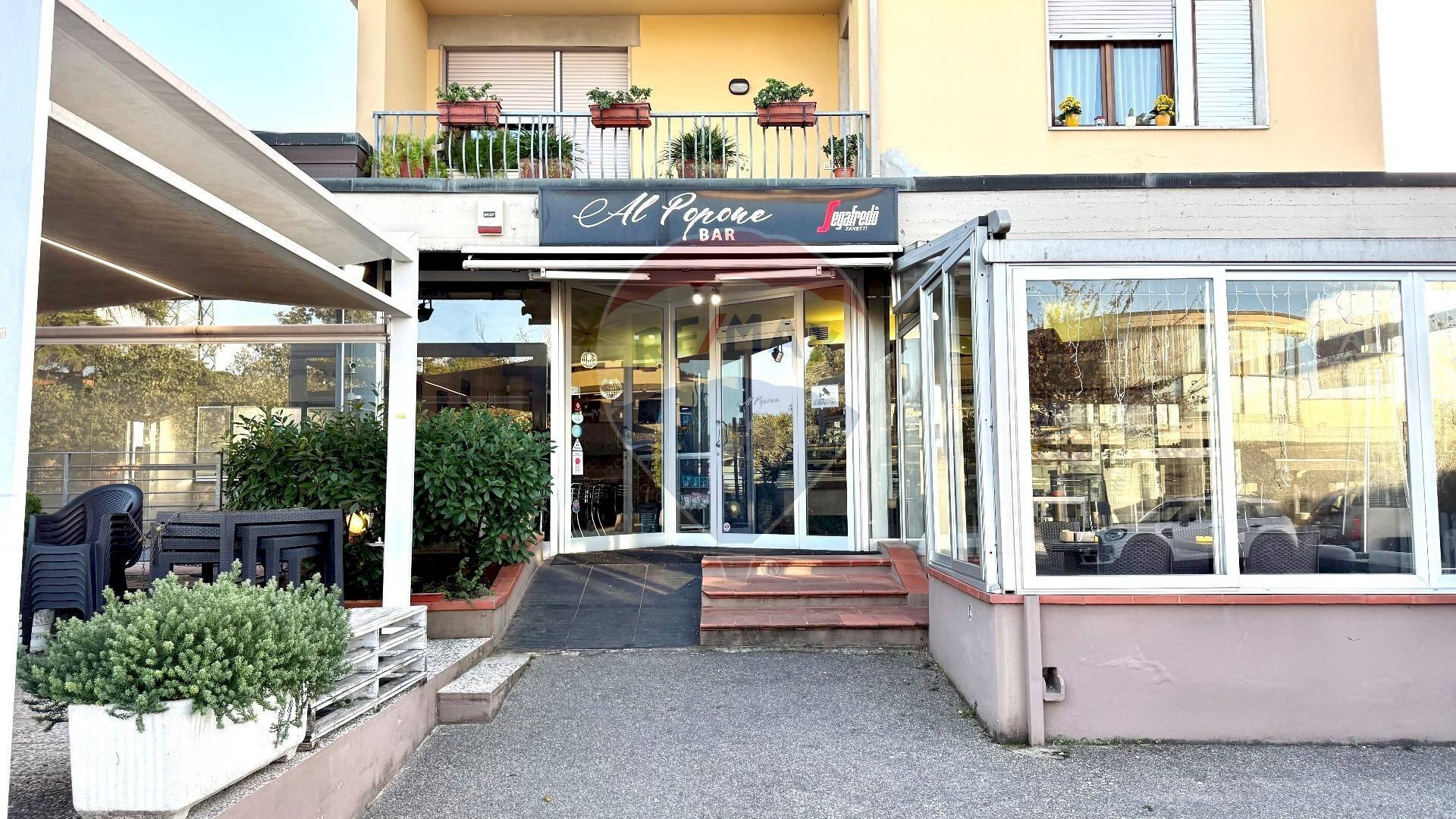 Casa all\'aperto - Cafeteria - Cold Bar Via C. Battisti
158, Fucecchio - photo 2