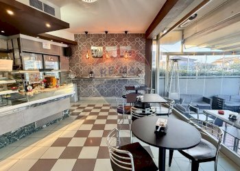 Sala da pranzo - Bar Tavola Calda - Fredda Via C. Battisti
158, Fucecchio - foto 11