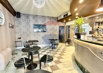 Sala da pranzo - Bar Tavola Calda - Fredda Via C. Battisti
158, Fucecchio - foto 21