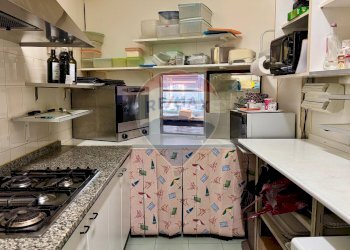 Cucina - Bar Tavola Calda - Fredda Via C. Battisti
158, Fucecchio - foto 26