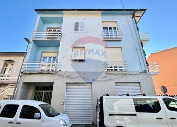 Edificio all\'aperto - Independent house Via Giosuè Carducci
 
13, Vinci - photo 1